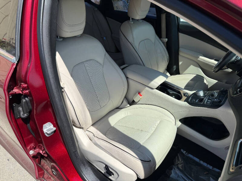 2015 Chrysler 200 C
