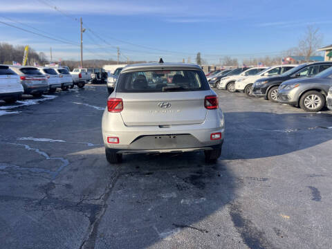 2021 Hyundai Venue SE