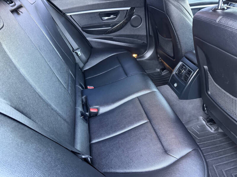 2017 BMW 3 Series 330i