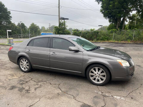 2006 Toyota Avalon for sale at Community Auto Sales in Gastonia NC