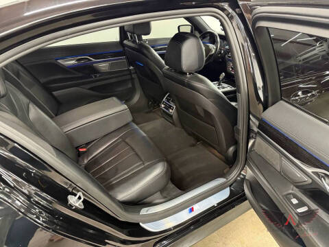 2018 BMW 7 Series 740i