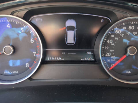 2012 Volkswagen Touareg VR6 Lux