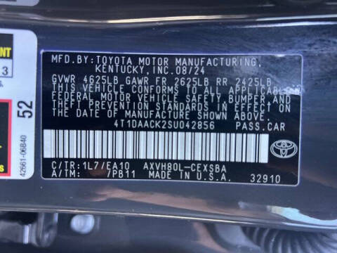 2025 Toyota Camry SE