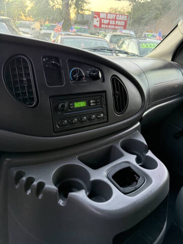 2005 Ford E-Series E-250