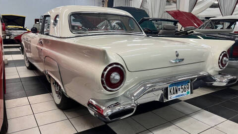 1957 Ford Thunderbird