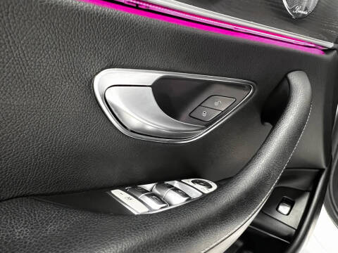 2018 Mercedes-Benz E-Class E 300