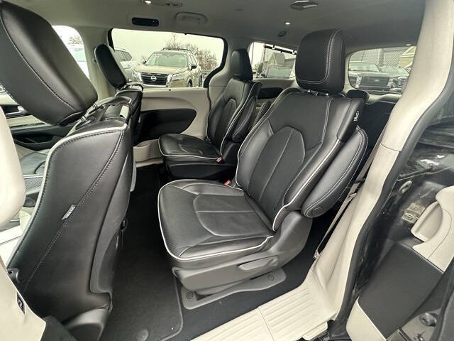 2021 Chrysler Pacifica Hybrid Limited