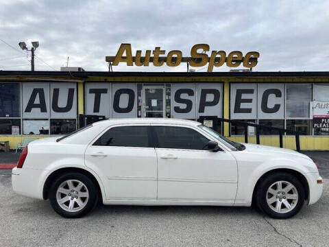2006 Chrysler 300 for sale at AUTOSPEC Inc in Houston TX