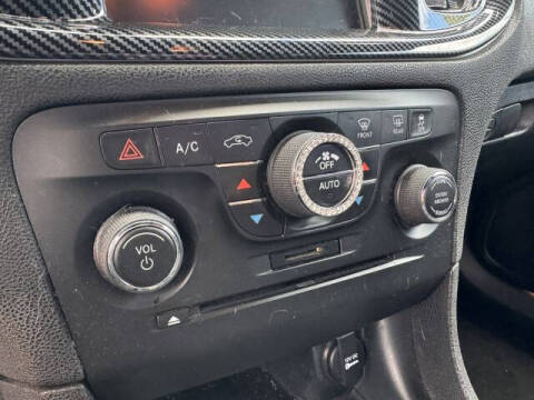 2014 Dodge Charger SXT