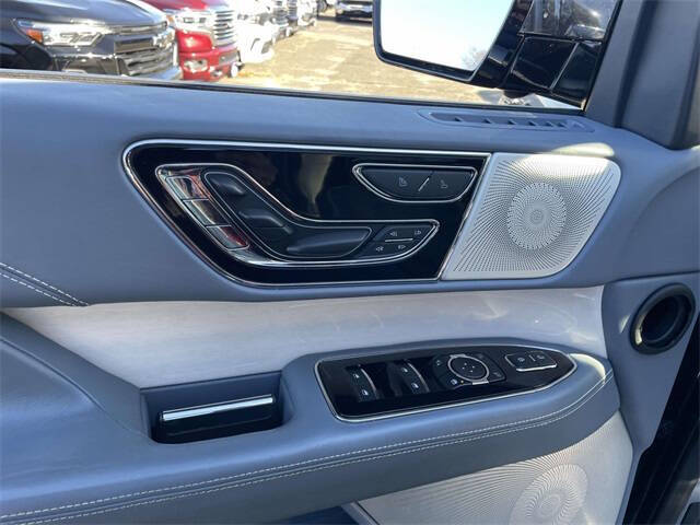 2023 Lincoln Navigator L Black Label