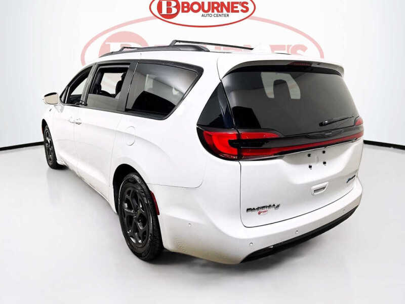 2021 Chrysler Pacifica Hybrid Touring L