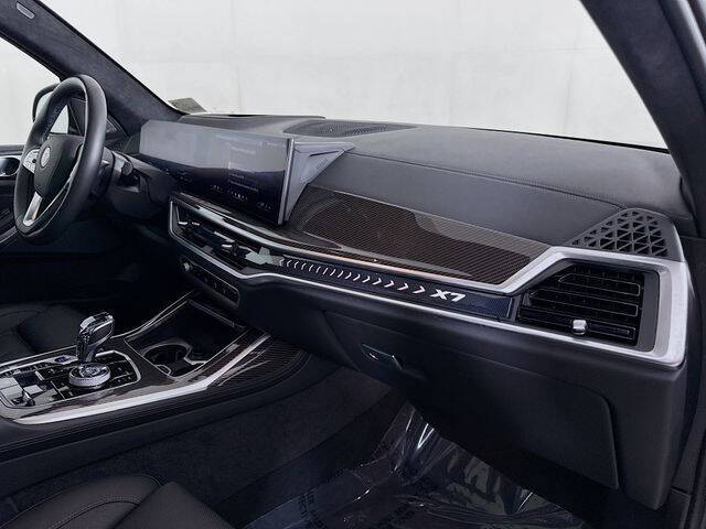 2024 BMW X7 ALPINA XB7