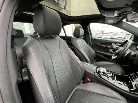 2017 Mercedes-Benz E-Class E 300 4MATIC