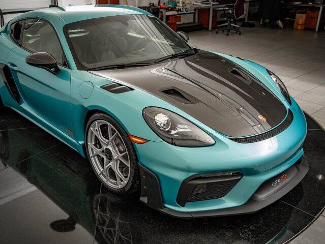 2024 Porsche 718 Cayman GT4 RS