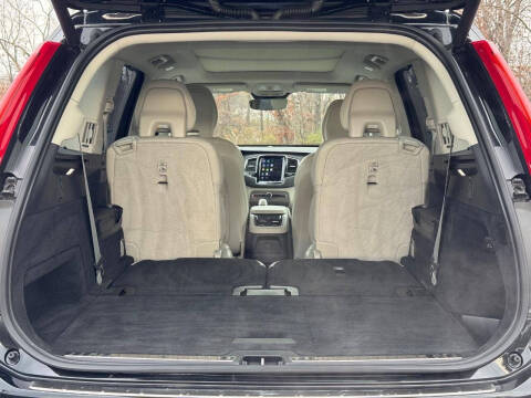 2023 Volvo XC90 Recharge T8 Ultimate Bright Theme 6P