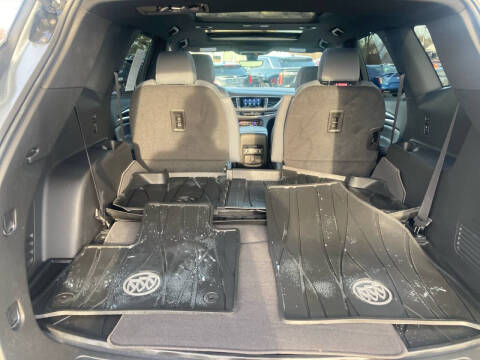 2024 Buick Enclave Essence