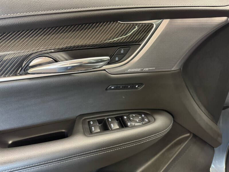 2020 Cadillac XT6 Sport