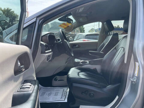 2020 Chrysler Voyager LXi