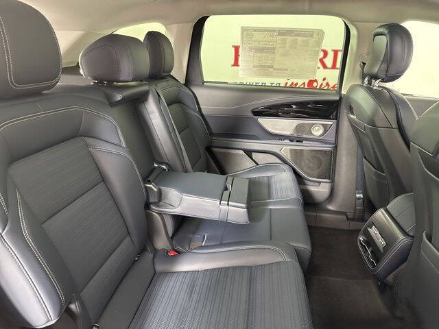 2025 Lincoln Nautilus Reserve