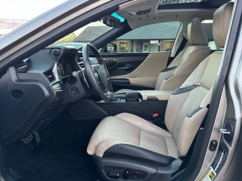 2021 Lexus ES 350 Ultra Luxury