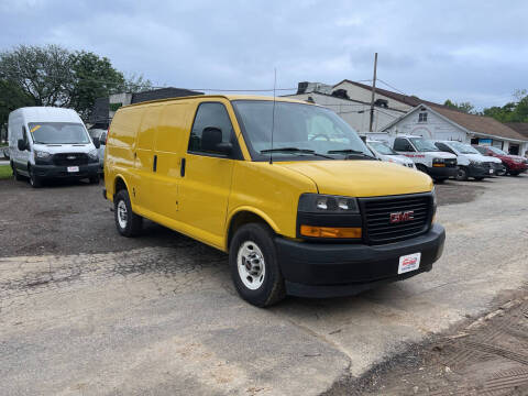 2021 GMC Savana 2500