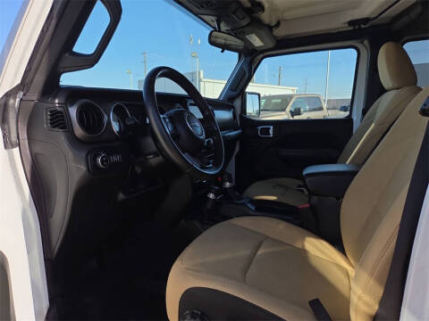 2022 Jeep Gladiator Willys