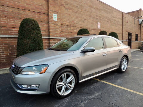 2012 Volkswagen Passat for sale at R & I Auto in Lake Bluff IL