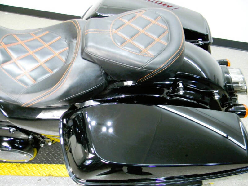 2023 Harley-Davidson Road Glide ST