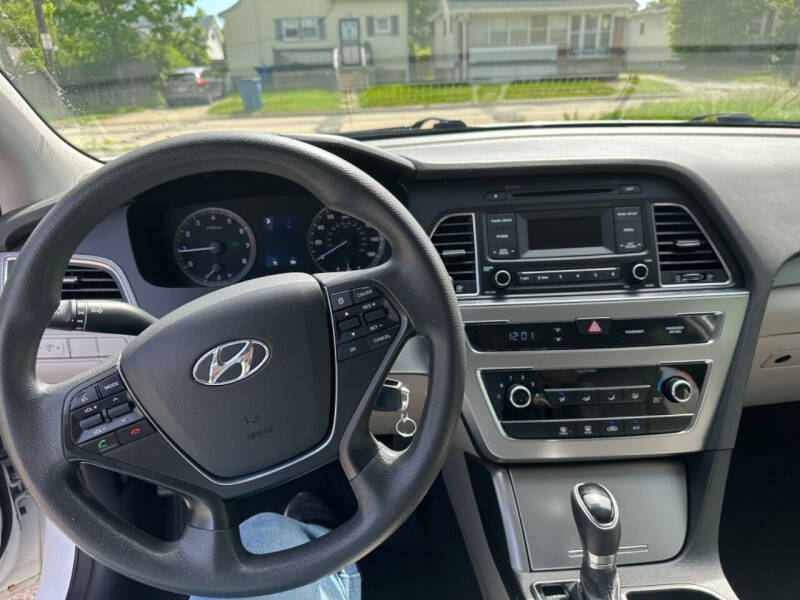2016 Hyundai Sonata SE
