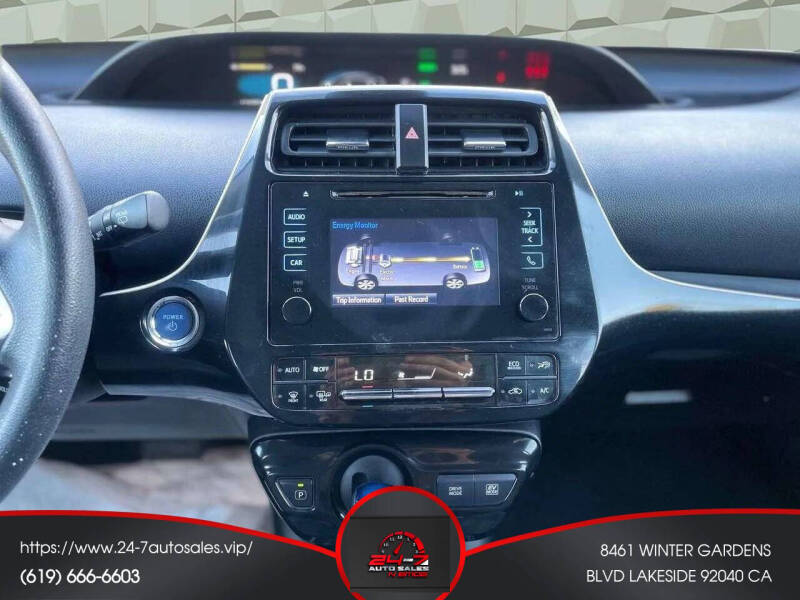 2017 Toyota Prius Two