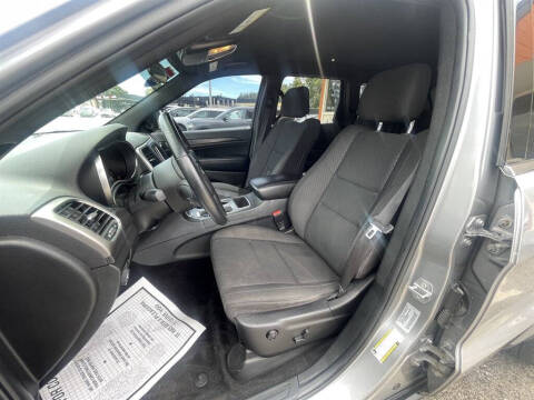 2018 Jeep Grand Cherokee Laredo