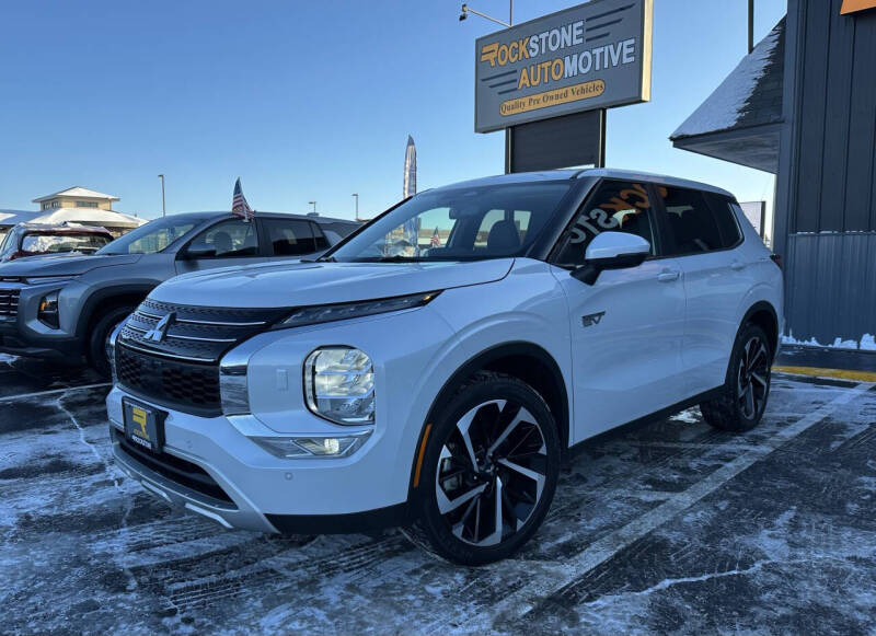 2023 Mitsubishi Outlander PHEV SE