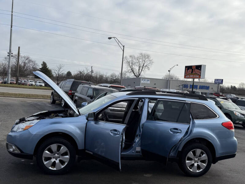 2011 Subaru Outback 2.5i Premium