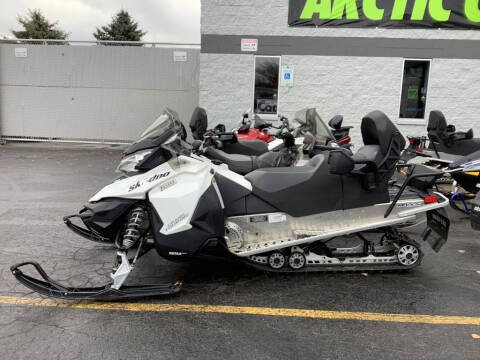 2017 Ski-Doo Grand Touring Sport ROTAX®