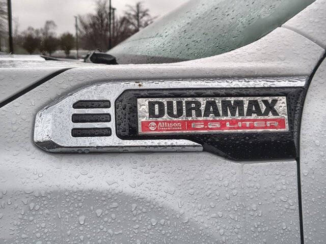 2025 GMC Sierra 2500HD Pro