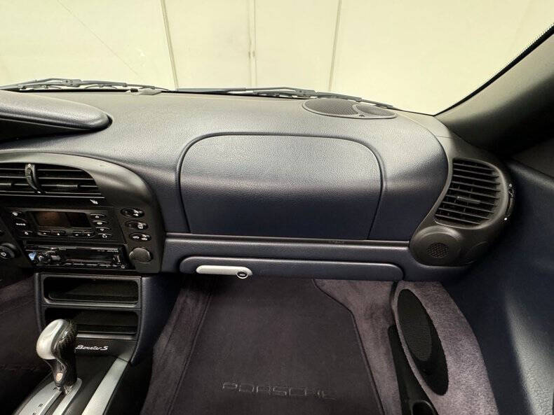 2004 Porsche Boxster