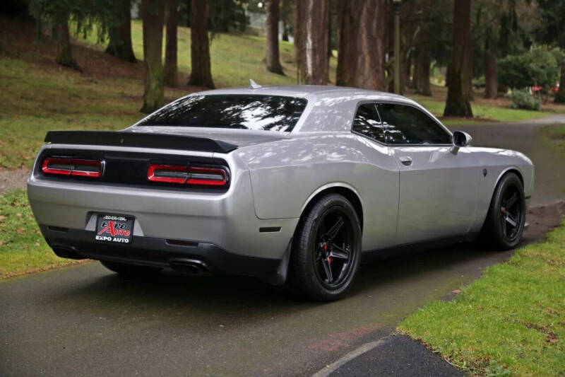 2016 Dodge Challenger SRT Hellcat