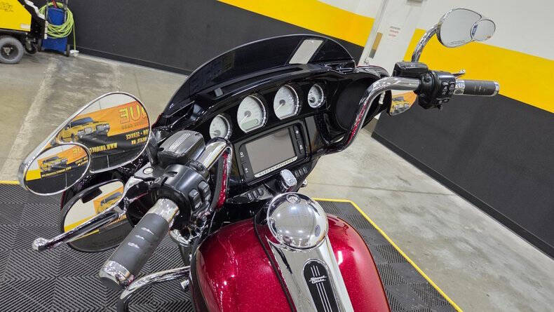 2017 Harley-Davidson FLH