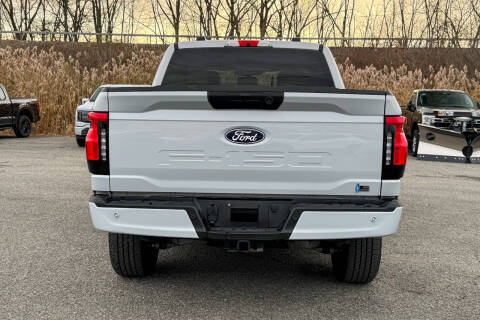 2025 Ford F-150 Lightning Flash