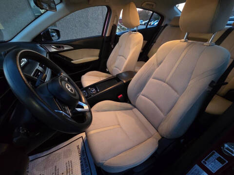 2017 Mazda MAZDA3 Sport