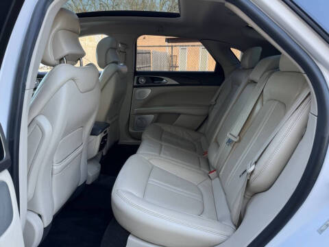 2017 Lincoln MKZ Reserve