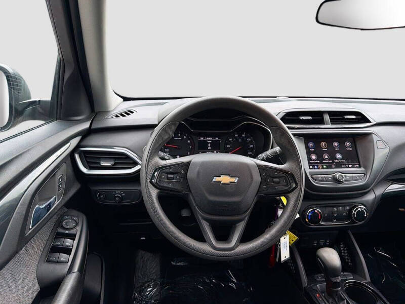 2023 Chevrolet TrailBlazer LS
