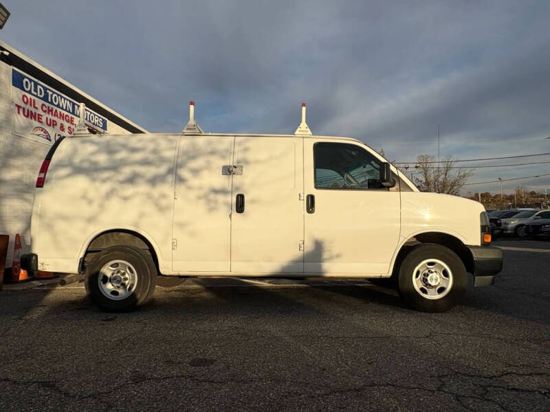 2019 Chevrolet Express 2500
