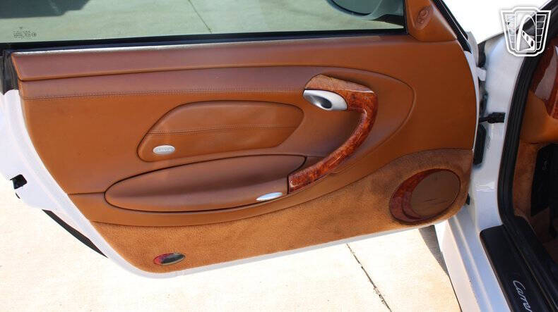 2003 Porsche 911