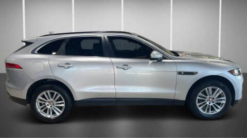 2017 Jaguar F-PACE 35t Prestige