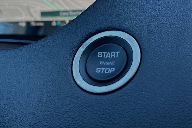 2024 Jaguar E-PACE P250 R-Dynamic SE