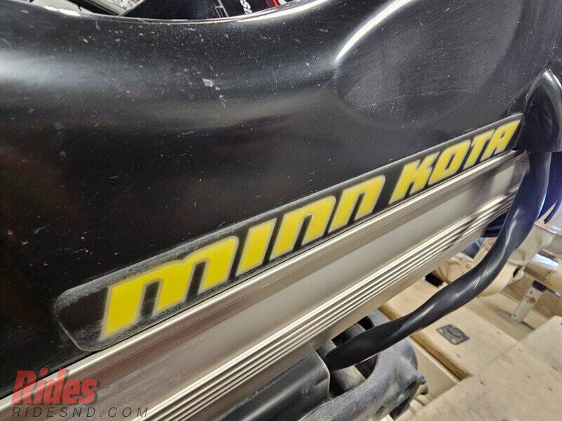 2003 Crestliner 1600