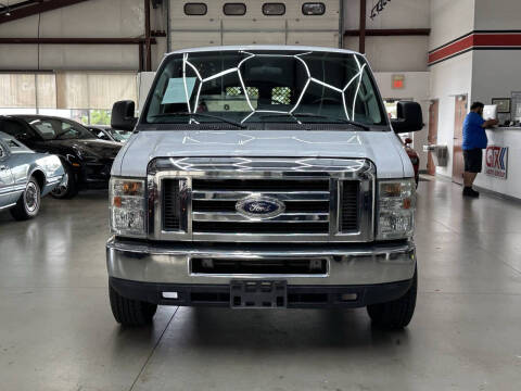2013 Ford E-Series E-350 SD