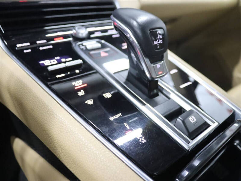 2020 Porsche Panamera