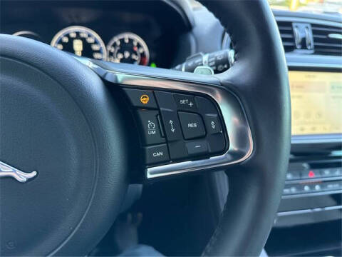 2017 Jaguar F-PACE S First Edition